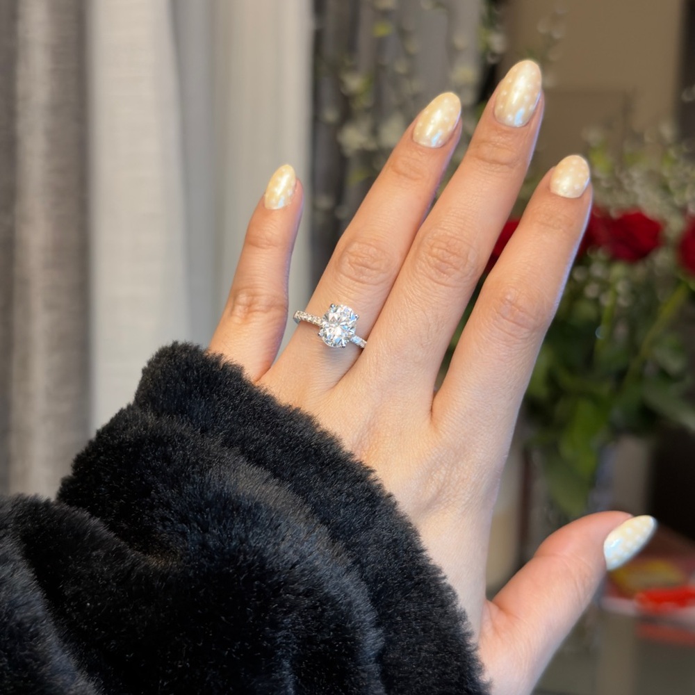 3ct oval cut real moissanite VVS1 engagement ring sz 5 and 6 available - Picture 7 of 11